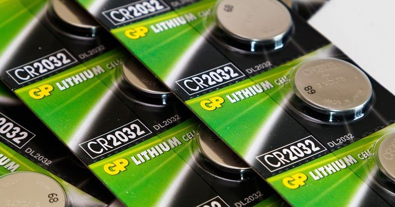 Batterie 12v lithium : le guide complet pour bien choisir et économiser